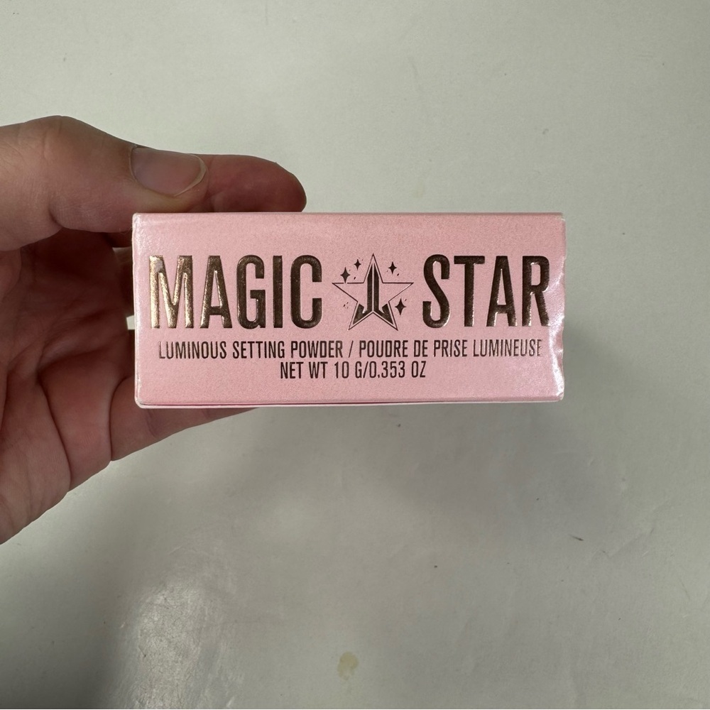Jeffree Star Translucent‎ Setting Powder - Picture 2 of 6